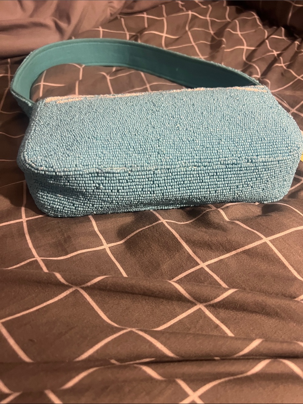 Beaded Crab Motif Shoulder Bag in Aqua and Red - Picture 6 of 10